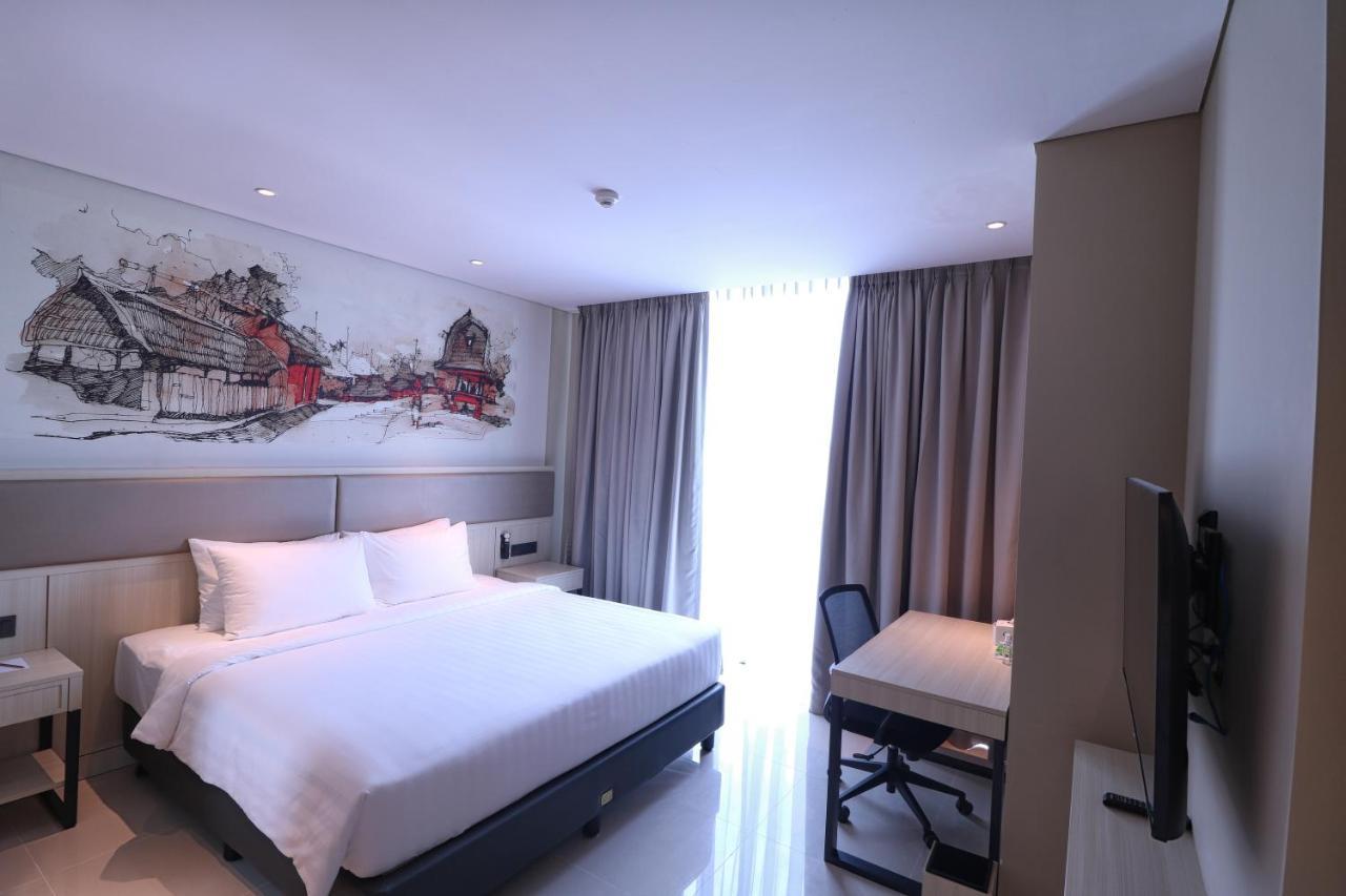Prime Park Hotel & Convention Lombok Mataram Bagian luar foto