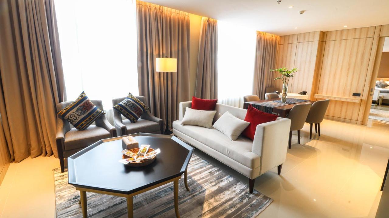 Prime Park Hotel & Convention Lombok Mataram Bagian luar foto