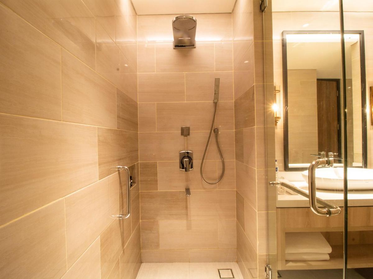 Prime Park Hotel & Convention Lombok Mataram Bagian luar foto