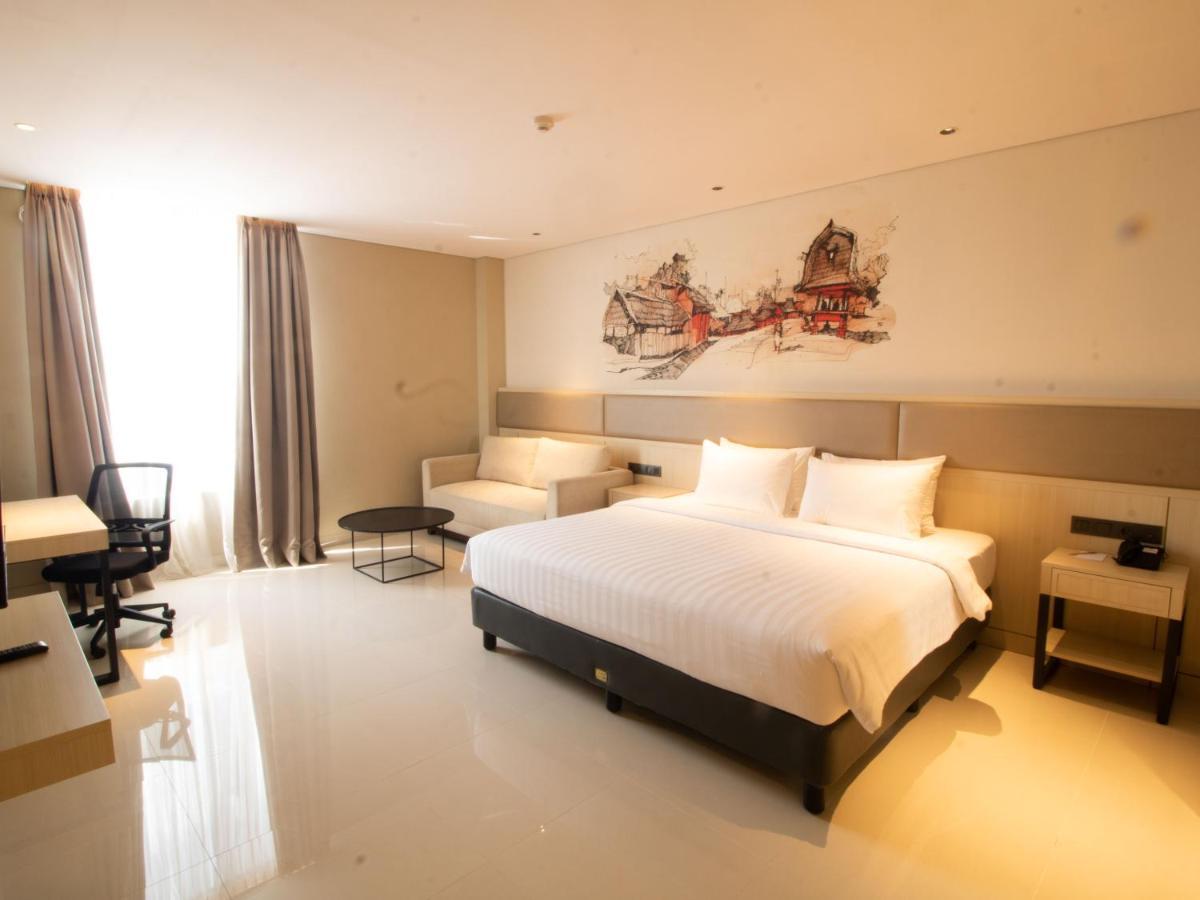 Prime Park Hotel & Convention Lombok Mataram Bagian luar foto
